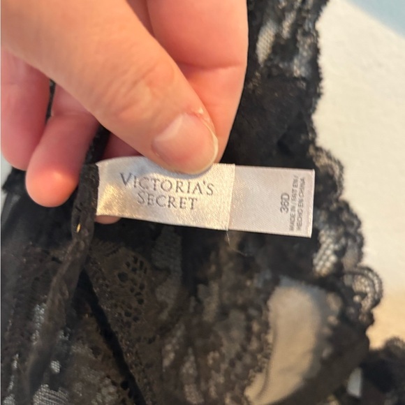 Victoria's Secret Black Lace Chemise 36 D - Picture 4 of 7